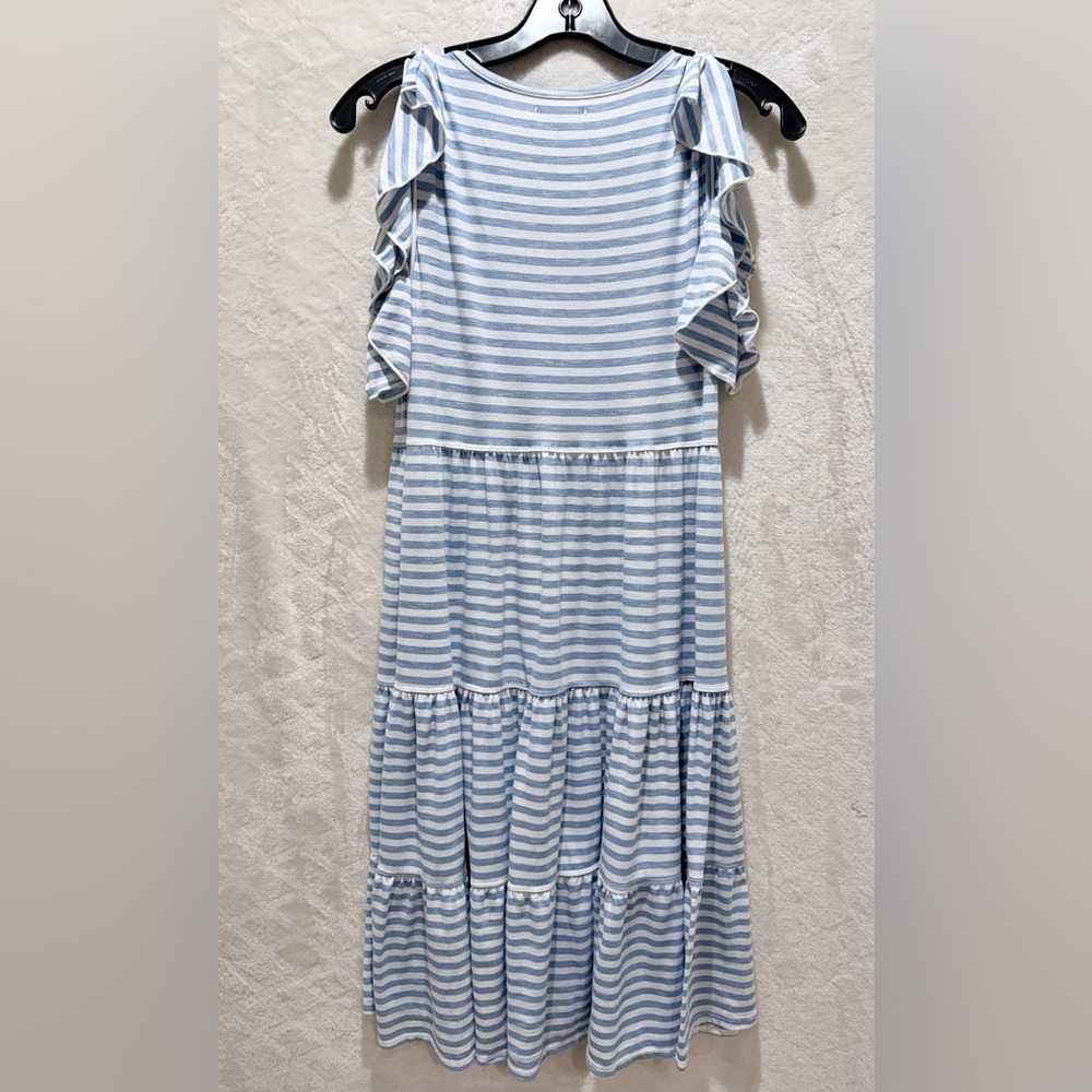 Summer Ready. Max Studio Blue Striped Tiered Midi Dress M Ruffle Sleeve - Picture 7 of 7